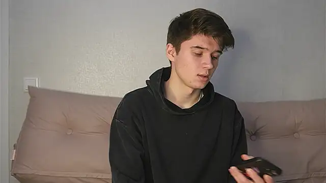 SherlockMax online show from 10/24/25, 07:32