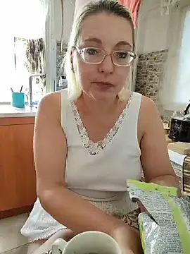 Snapshot of VikaKing chatting on 06/16/26, 12:19 VikaKing online show from 06/16/26, 12:19