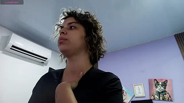 gisell gomez online show from 03/18/26, 08:12