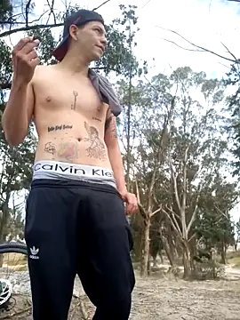 Thomasjons  online show from 12/04/25, 04:48