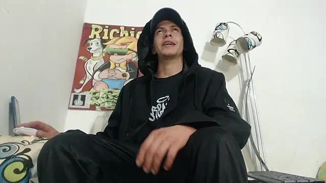 Thomasjons  online show from 12/17/25, 03:45