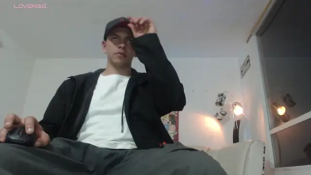 Thomasjons  online show from 04/10/26, 04:06