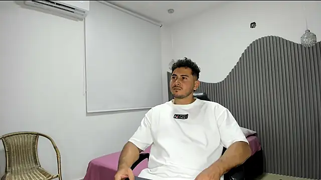 ashlan king online show from 04/27/26, 03:04