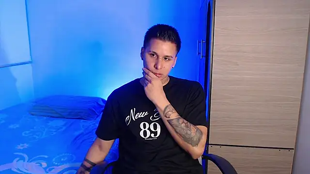 valentinosex1 online show from 01/10/26, 06:09