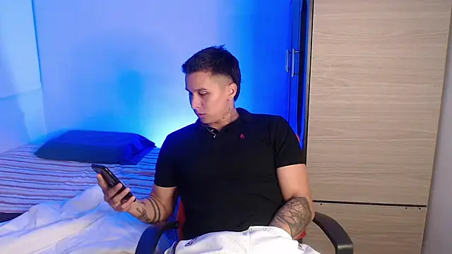 valentinosex1 online show from 02/27/26, 11:38