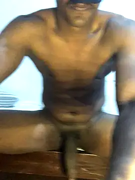 Bullboy8in online show from 09/19/25, 06:26