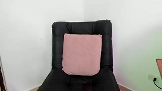 axel davis  online show from 12/16/25, 12:21