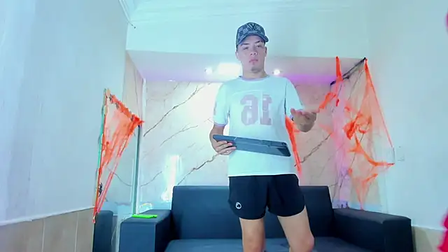 Rick big online show from 10/28/25, 04:27