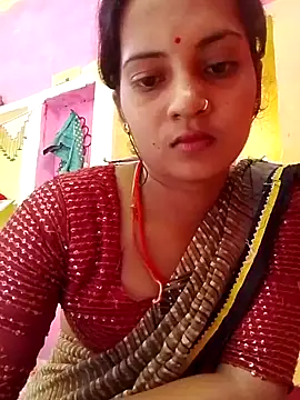 Snapshot of Hot_bbbb chatting on 06/01/26, 07:54 Hot bbbb online show from 06/01/26, 07:54