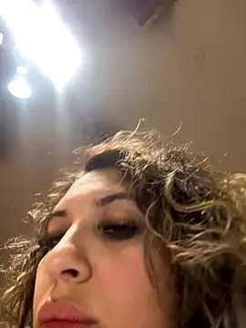 Snapshot of Chicagobabe chatting on 09/16/25, 06:58 Chicagobabe online show from 09/16/25, 06:58