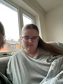 CurvyPaar2 online show from 02/12/26, 03:40