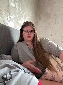 CurvyPaar2 online show from 02/18/26, 10:11