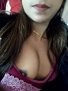 payalsharma95 online show from 12/22/25, 05:21