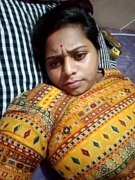 Hot crety online show from 09/22/25, 03:19