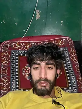 lyath3245 online show from 02/12/26, 08:48