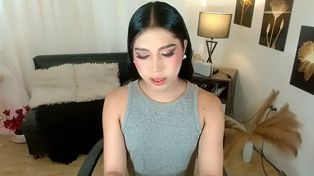 Sassy Suzuhime online show from 05/13/26, 11:29