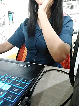 meomeocute online show from 04/16/26, 04:24