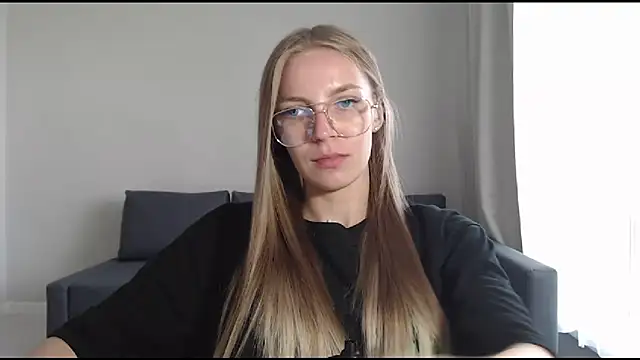 HitGyrl online show from 07/08/26, 07:13
