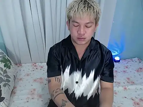 Fuckboii intown online show from 11/28/25, 04:09