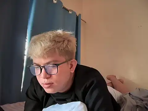 Fuckboii intown online show from 04/15/26, 04:08