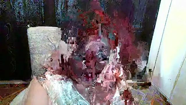  ari gato  online show from 11/19/25, 03:12