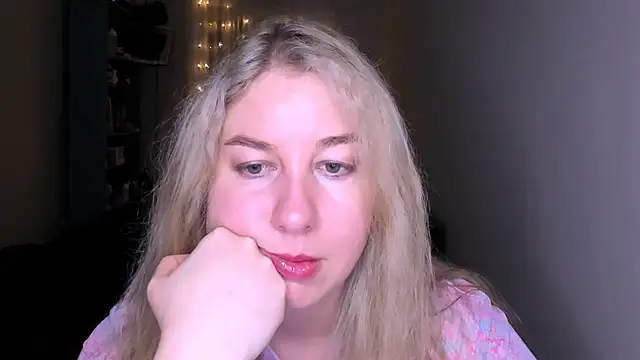 NancySanders online show from 04/23/26, 03:58