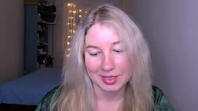Snapshot of NancySanders chatting on 05/07/26, 08:14 NancySanders online show from 05/07/26, 08:14