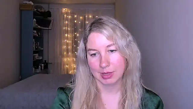 Snapshot of NancySanders chatting on 05/16/26, 07:34 NancySanders online show from 05/16/26, 07:34