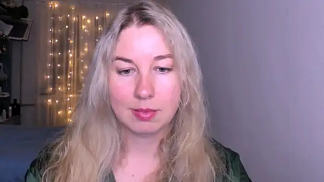 Snapshot of NancySanders chatting on 05/28/26, 06:38 NancySanders online show from 05/28/26, 06:38