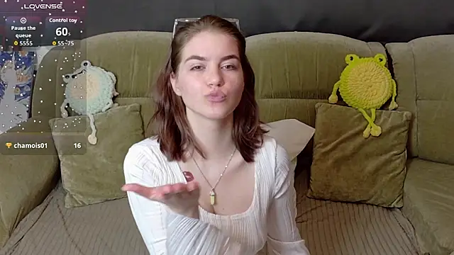 ElzaBlis online show from 04/12/26, 02:44