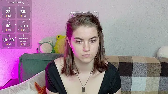 ElzaBlis online show from 04/17/26, 01:25