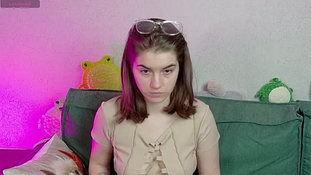 ElzaBlis online show from 06/03/26, 01:14