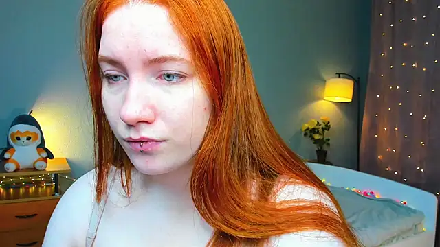 EthalCarlsqq online show from 12/21/25, 07:04