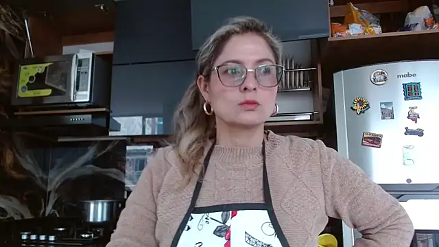 linda-mature43 online show from 10/16/25, 01:12