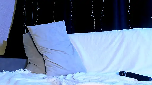 Eva Re online show from 03/19/26, 07:34