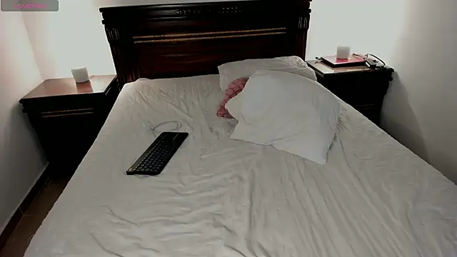 Victoriaa Adams online show from 09/08/25, 03:00