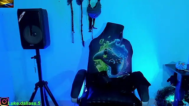 zeus 7777 online show from 12/04/25, 08:01