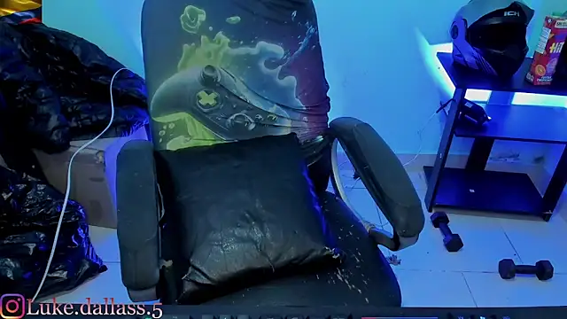 zeus 7777 online show from 03/25/26, 12:00