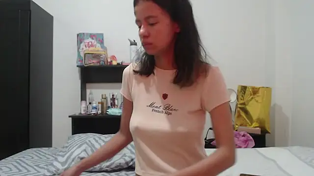 nathaly jones  online show from 06/02/26, 12:18