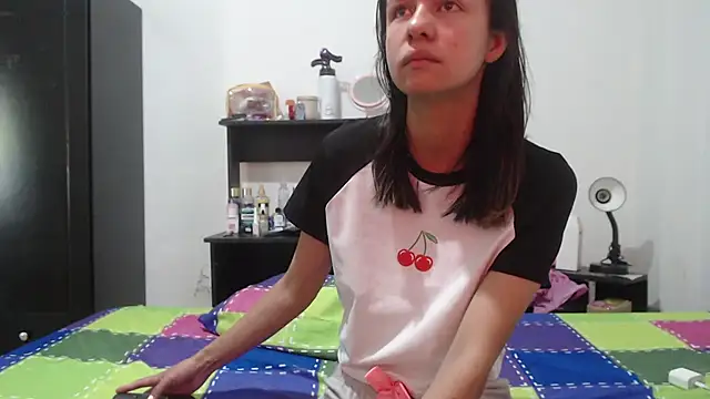 nathaly jones  online show from 07/07/26, 01:04