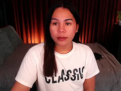 Snapshot of TransAlena95 chatting on 10/14/25, 07:31 TransAlena95 online show from 10/14/25, 07:31