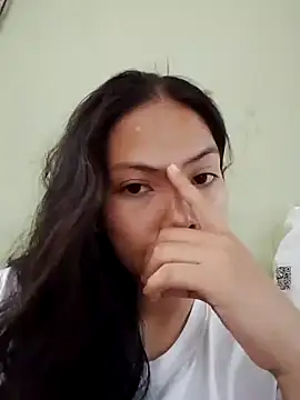 Snapshot of missluvv chatting on 10/10/25, 11:59 missluvv online show from 10/10/25, 11:59