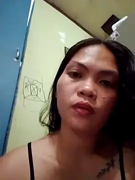 Snapshot of missluvv chatting on 03/08/26, 02:10 missluvv online show from 03/08/26, 02:10