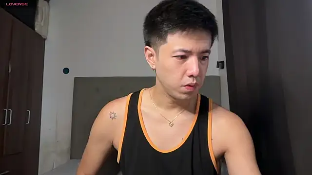 Snapshot of Addictiveboi chatting on 05/26/26, 01:45 Addictiveboi online show from 05/26/26, 01:45