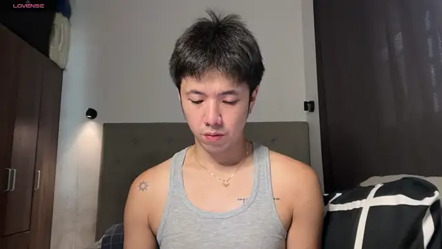 Snapshot of Addictiveboi chatting on 06/22/26, 03:25 Addictiveboi online show from 06/22/26, 03:25