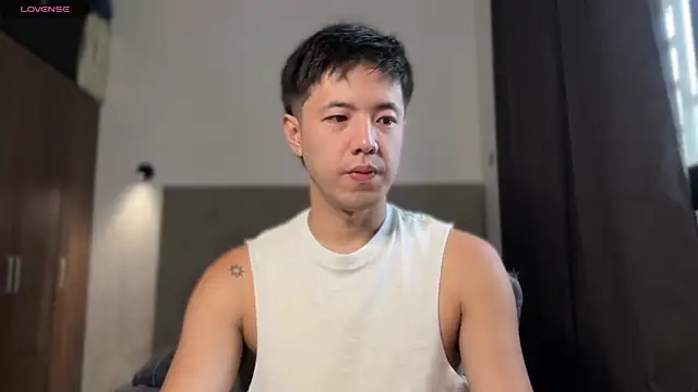 Snapshot of Addictiveboi chatting on 07/28/26, 03:57 Addictiveboi online show from 07/28/26, 03:57