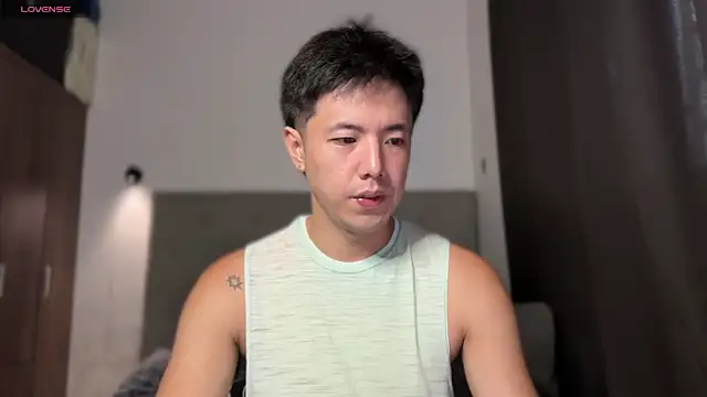 Snapshot of Addictiveboi chatting on 07/30/26, 04:00 Addictiveboi online show from 07/30/26, 04:00