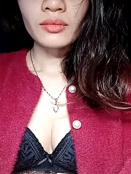 Hinna x online show from 12/17/25, 08:59