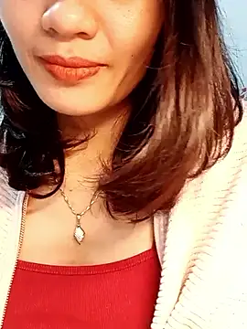 Snapshot of Hinna_x chatting on 02/12/26, 01:22 Hinna x online show from 02/12/26, 01:22