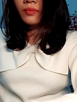 Snapshot of Hinna_x chatting on 02/18/26, 03:19 Hinna x online show from 02/18/26, 03:19